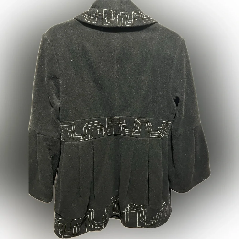Black Embroidered Women's Jermikko wool coat